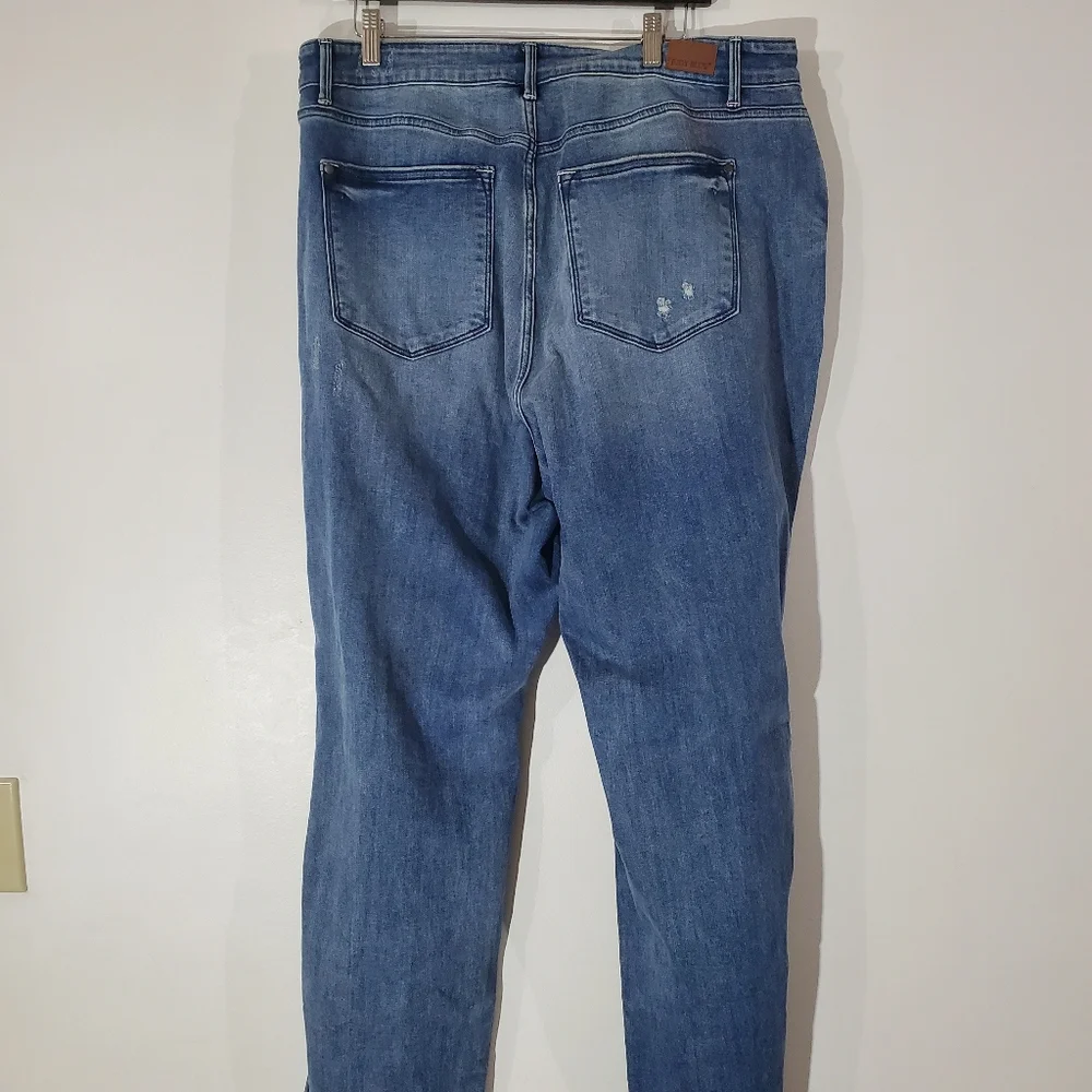 JUDY BLUE Woman's Jeans Size 18W - Picture 3 of 9